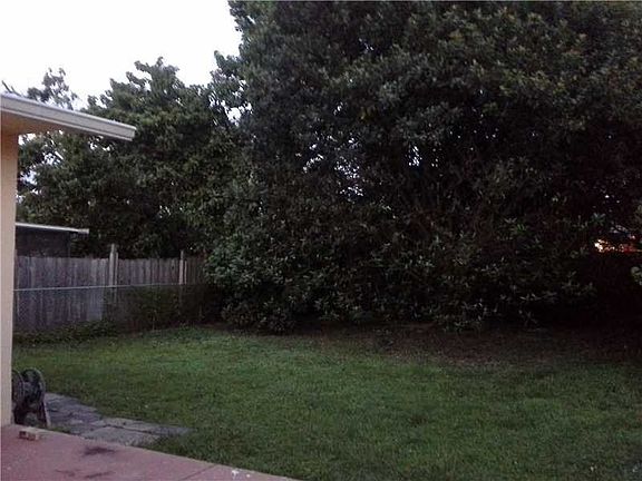 3rd image of 315 NW 58th Ave