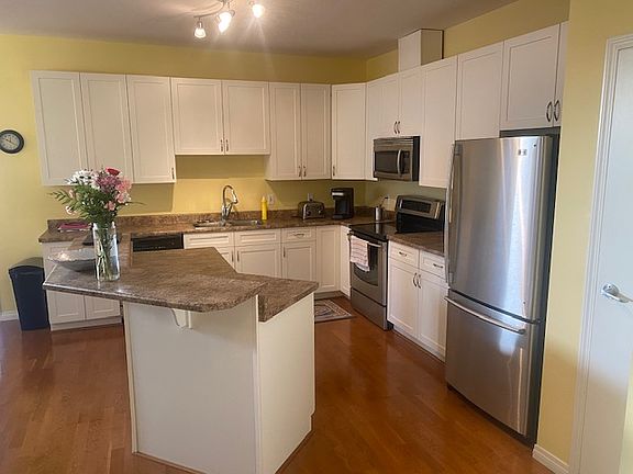 2 Kitchen_01032023