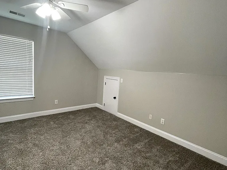 383 Springview Ln — Photo 28