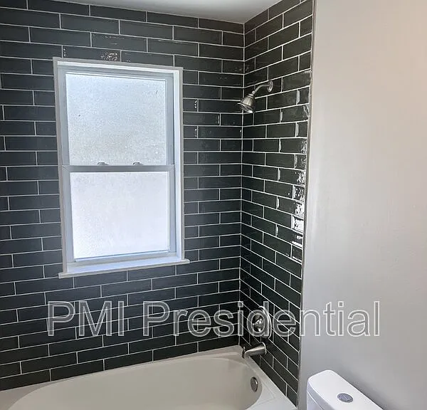 1507 Foster Rd — Photo 10