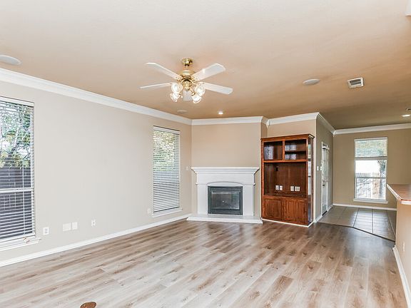 3rd image of 2601 Silver Hill Dr