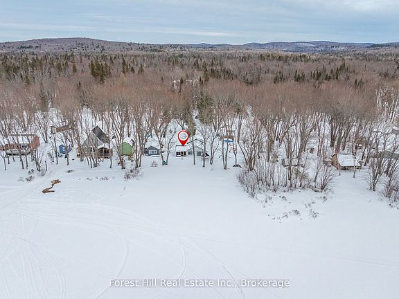 3rd image of 390 Kent Rd