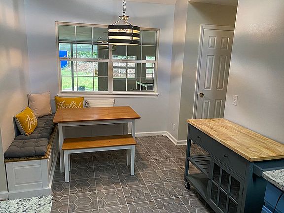 5th image of 109 Regal Ct