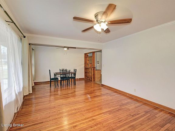 4th image of 9311 Ponder Ln