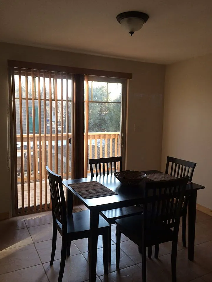 2 bed, 1100 sqft, $1,975 — Photo 4