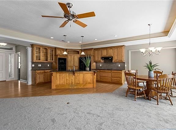 4th image of 1409 SW Heartwood Ter