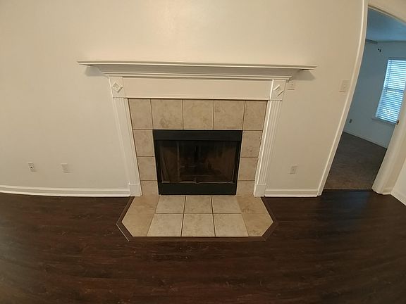 3rd image of 1238 Cross Creek Cir