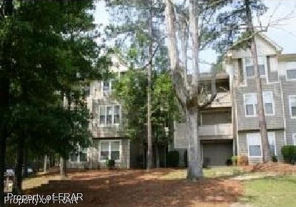 1st image of 1000 Wood Creek Dr APT 1
