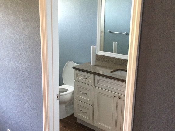 5th image of 4221 Barret Ave