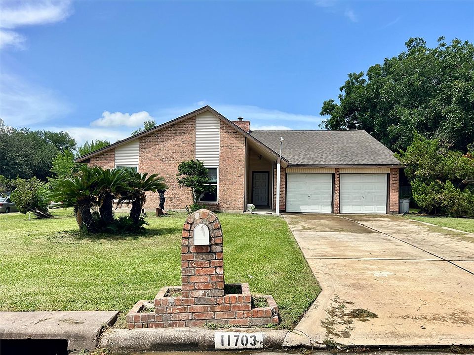 1st image of 11703 Seawood Dr