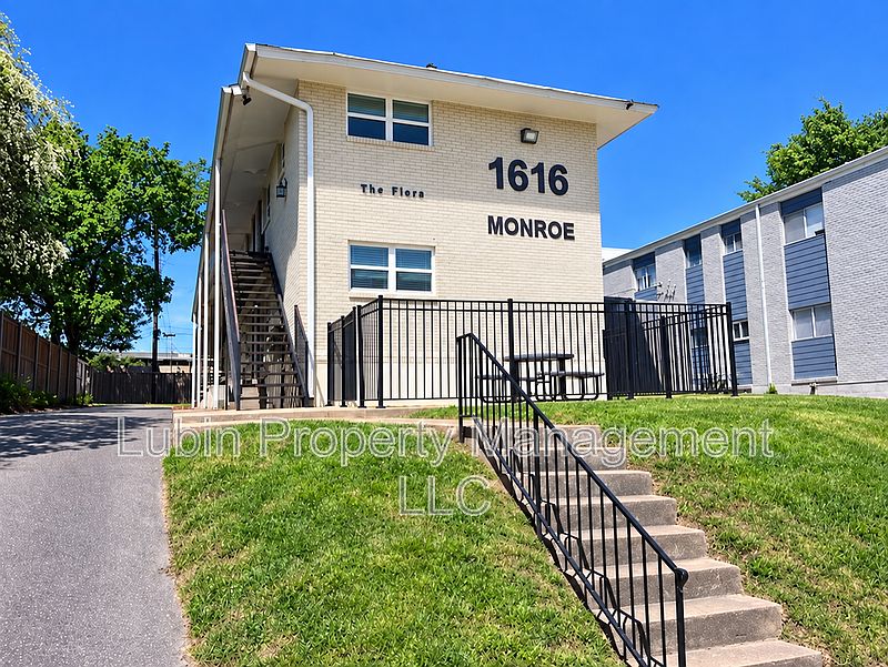 1st image of 1616 Monroe Ave APT 7