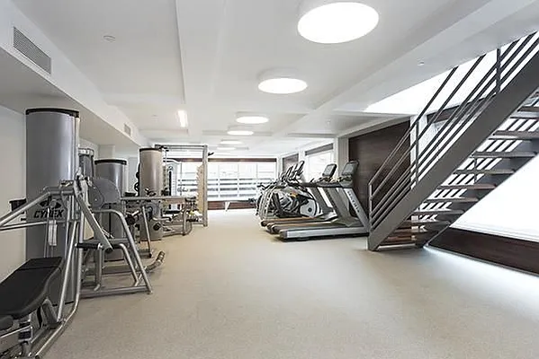 Rented by Bold New York | media 26