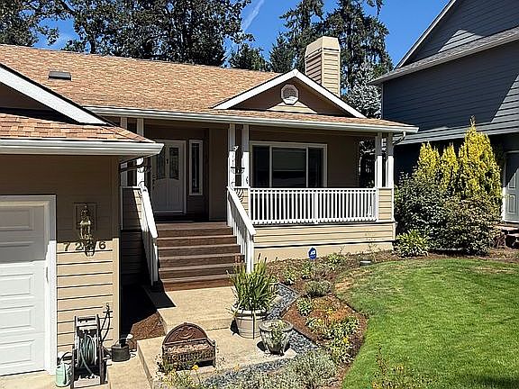 3rd image of 7236 Glacier Dr