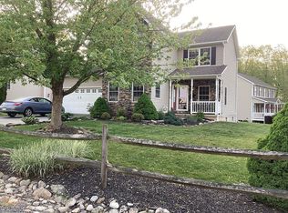 45 Sycamore Dr, Drums, PA 18222