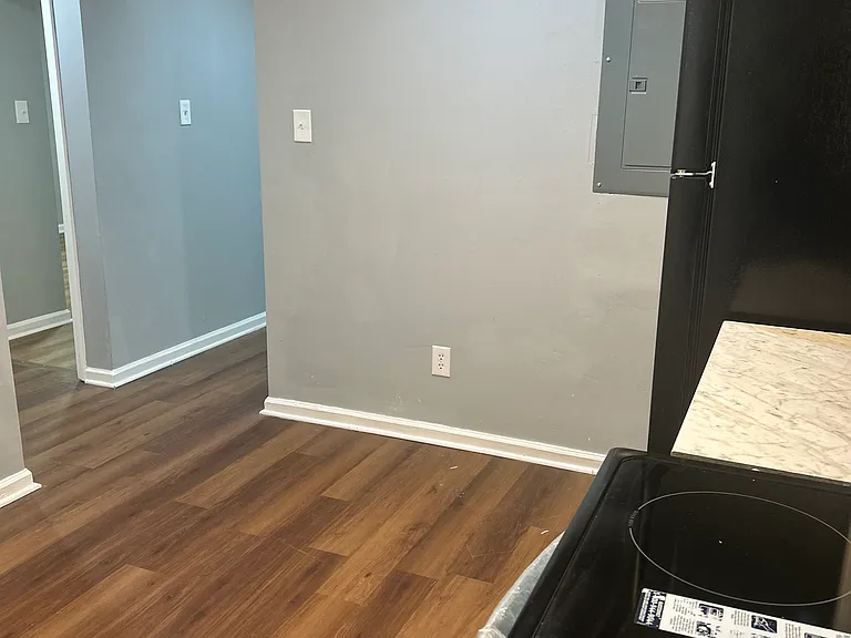 338 Albert Ln #338 — Photo 3