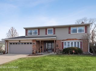1307 S Fernandez Ave, Arlington Heights, IL 60005
