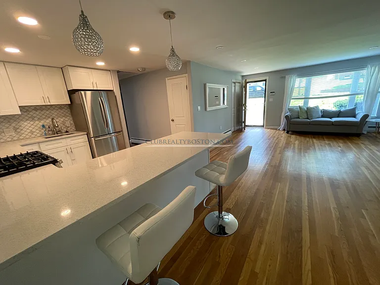 22 Augustus Rd #LR — Photo 23