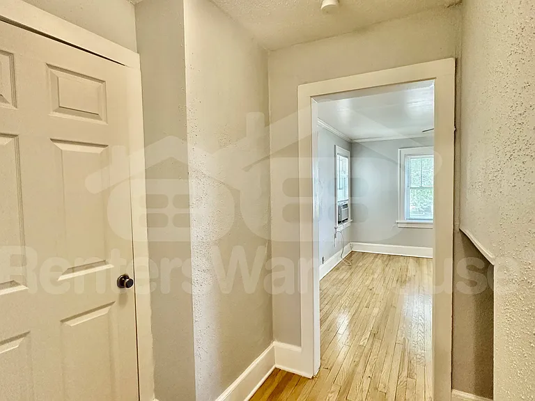 2300 Beaver Ave #4 — Photo 10
