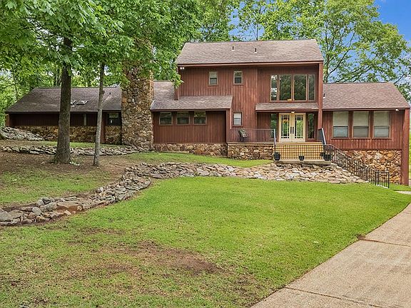 3rd image of 5 Woodridge Rd