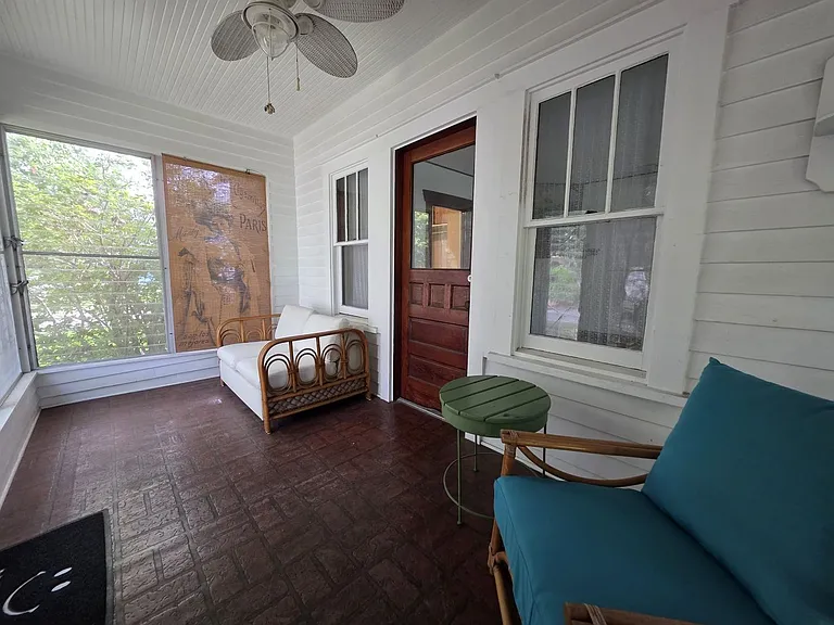 2502 York St S — Photo 2