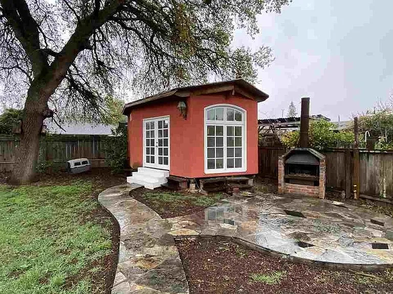 1414 San Carlos Ave — Photo 106