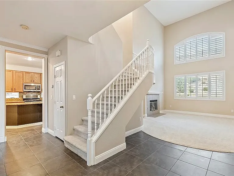 1809 Snow Spring Ln — Photo 6
