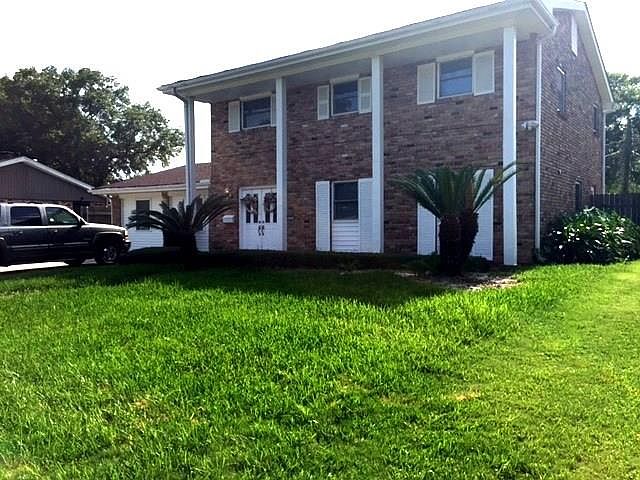 1st image of 2721 Eton St