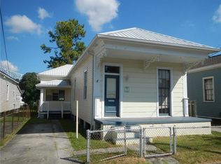 615 Rupp St, Gretna, LA 70053