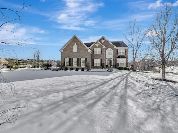 629 Red Deer Dr, Lebanon, OH 45036