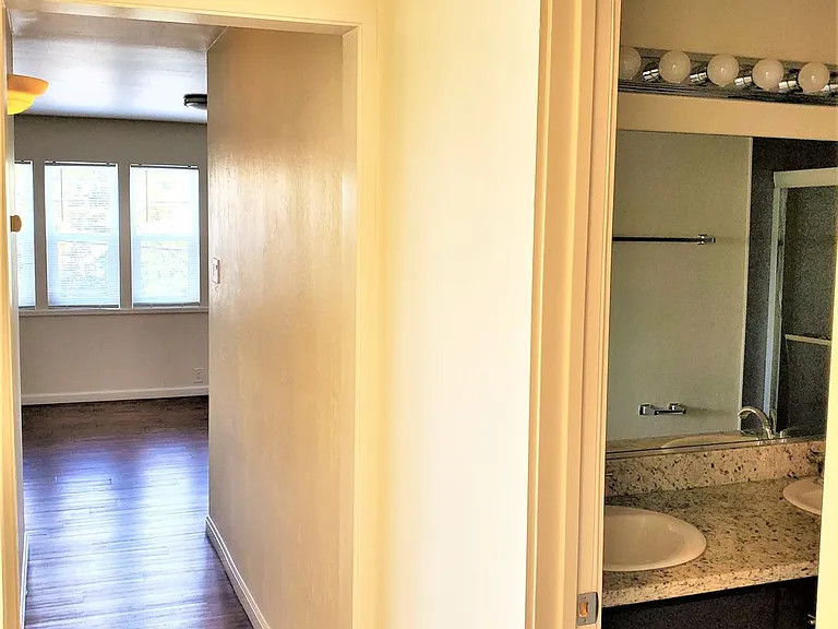 2500 Dana St — Photo 83