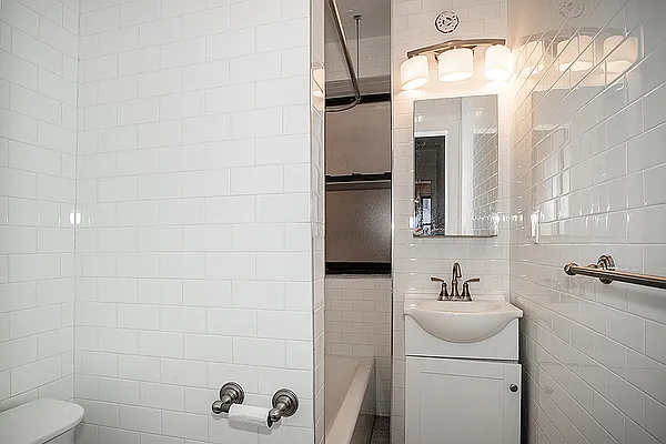 Rented by Rita S Citrin, LREB | media 25