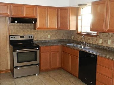 907 Dimarco St APT B, Marrero, LA 70072 | Zillow