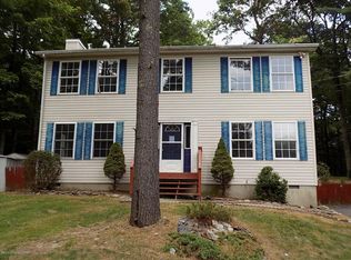 369 Marcel Dr, Dingmans Ferry, PA 18328