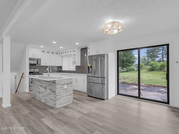 4th image of 4408 Southridge Dr