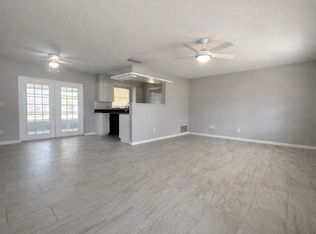 424 Cactus Cir, Lehigh Acres, FL 33936