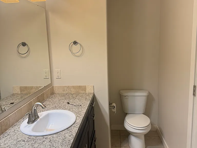 4559 N Dustod Ave — Photo 14
