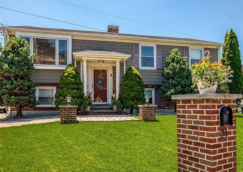 1st image of 21 Cardosi Ct