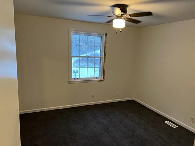 2835 Hillside Dr — Photo 8