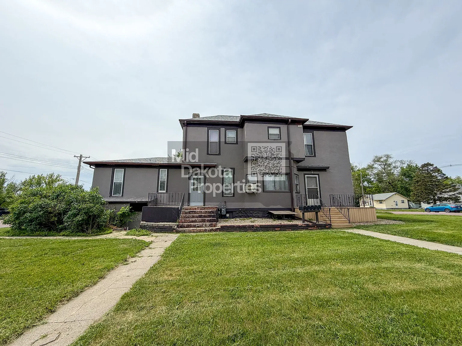 221 E 9th Ave — Photo 3