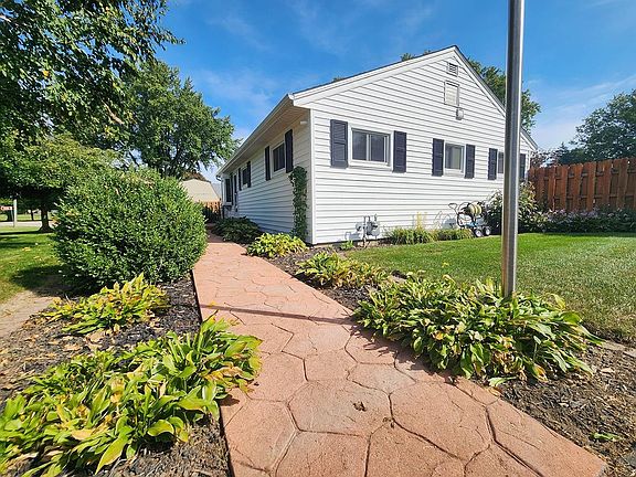 4th image of 11504 N Maple Beach Dr