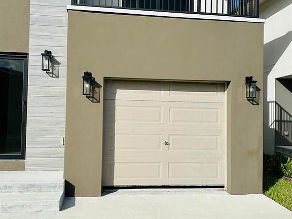 4th image of 1172 NW 3rd St