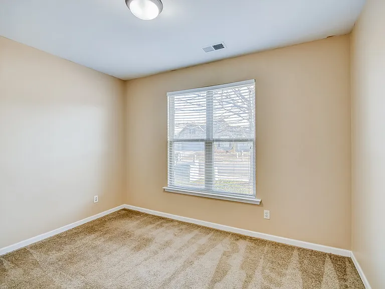 2122 Timberline Dr — Photo 15