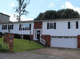 3 Springwood Dr, Huntington, WV 25705