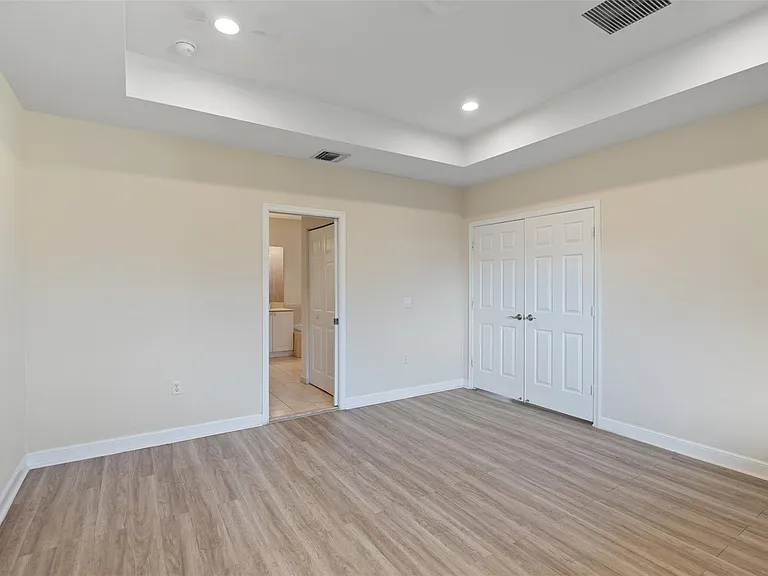 6094 Live Oak Ct #B — Photo 19