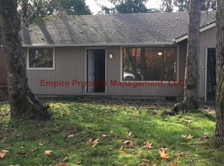 6887 B St, Springfield, OR 97478