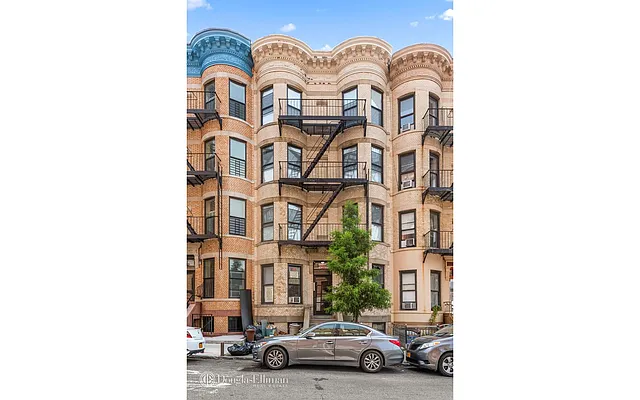 Rented by Douglas Elliman | media 15