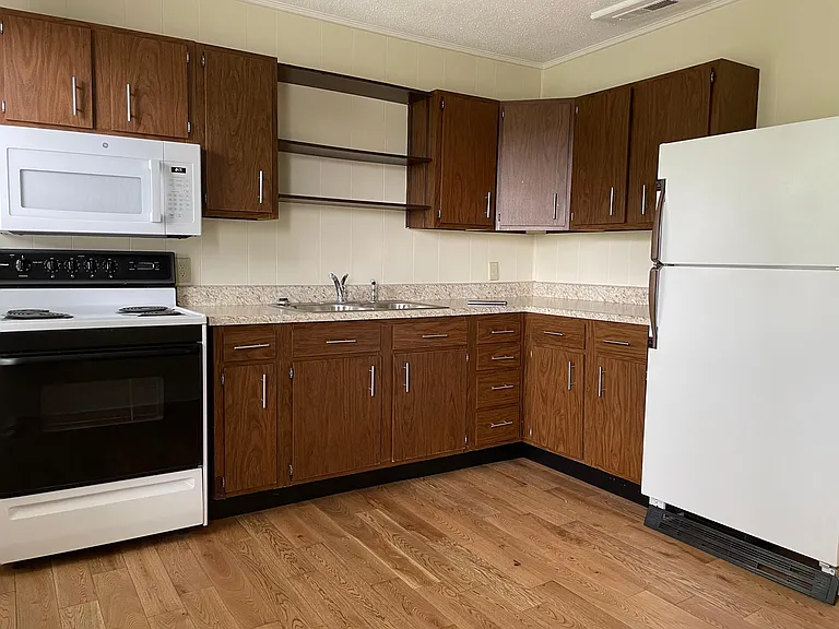 218 Coventry Pl #C — Photo 19