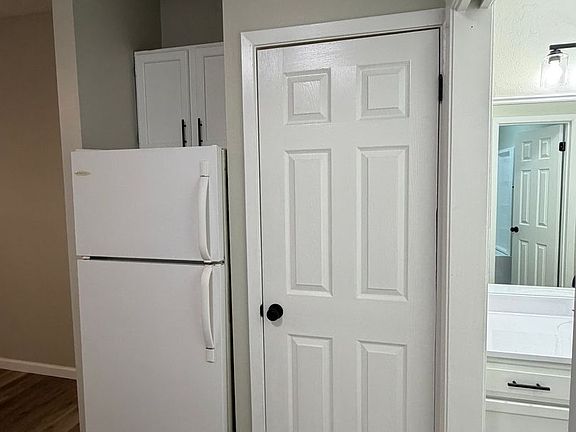 4th image of 2120 Pearl St APT 114