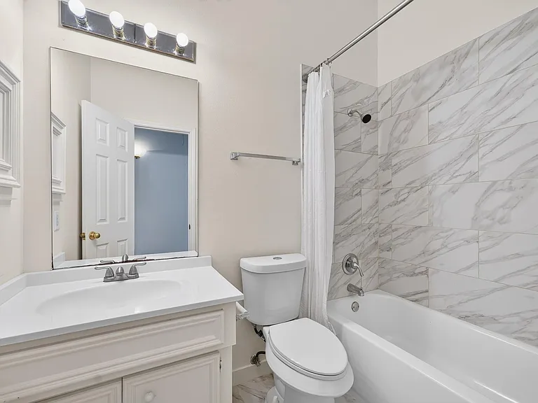 1727 Emma Cove Ct — Photo 31