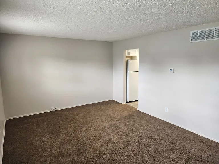 2233 Wadsworth Dr — Photo 13